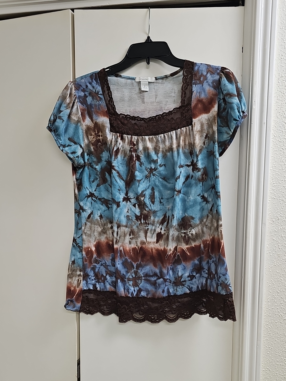 dressbarn Blue and Brown Tie-Dye Lace Trim Scoop Neck Top